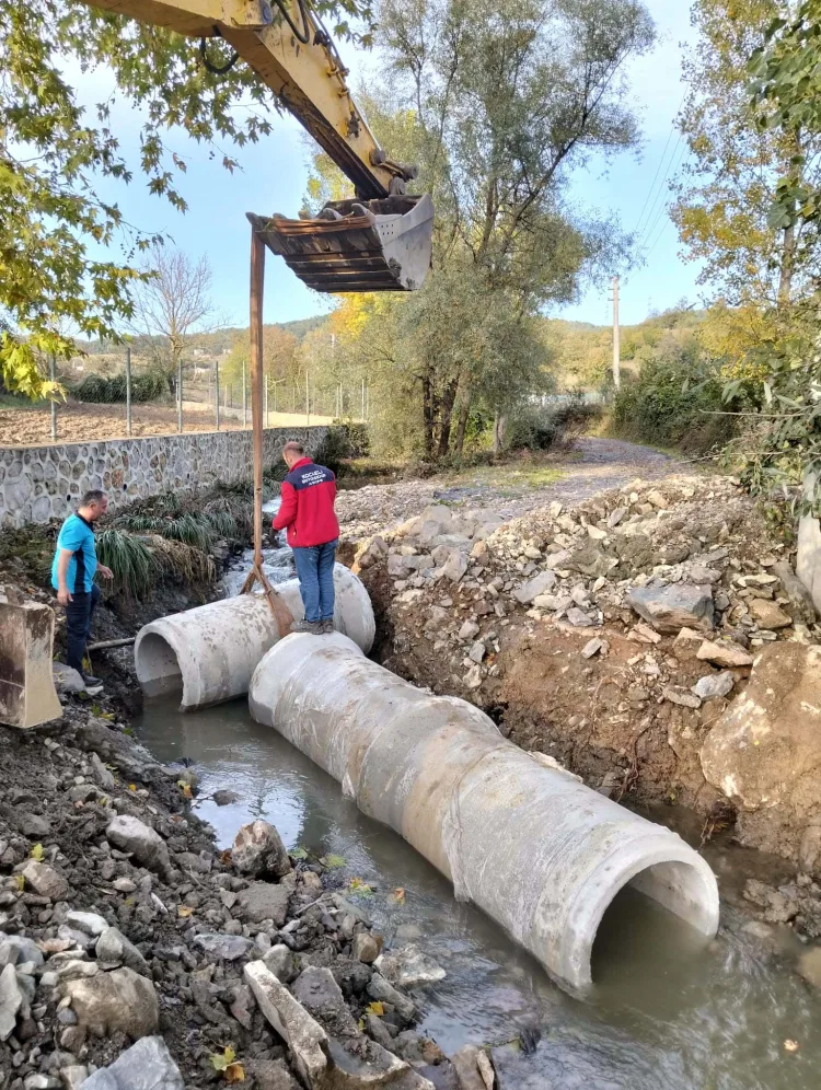 Kocaeli'de selin kapattığı köy yolu ulaşıma açıldı