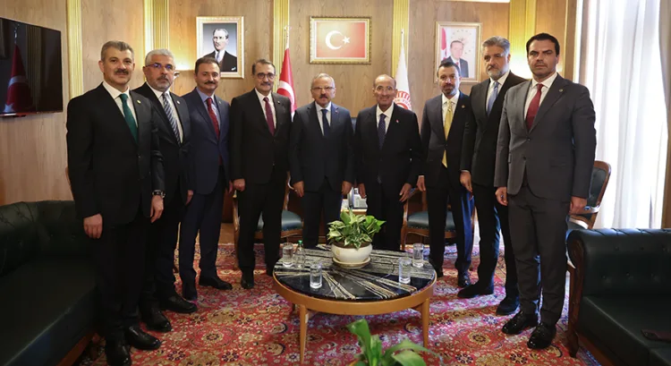 TBMM Başkanvekilliğinde Devir Teslim: Görev Yusuf Beyazıt’a Geçti