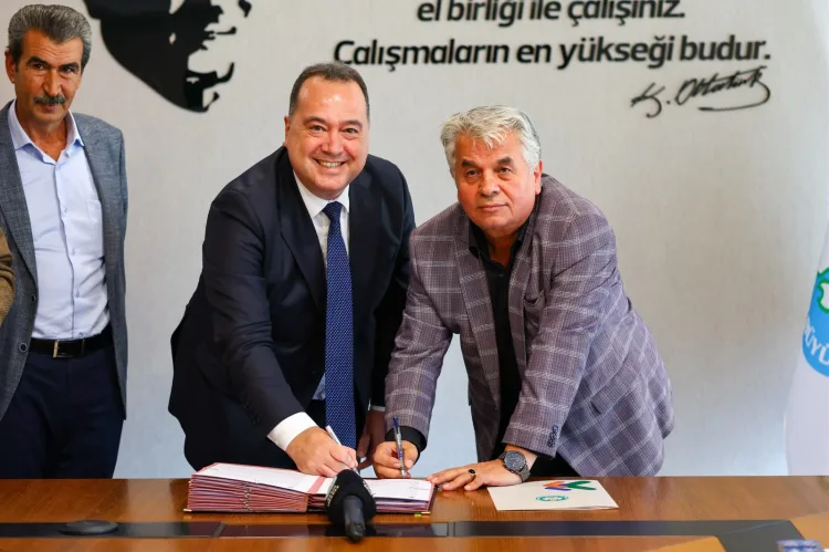 Manisa Büyükşehir’den üreticiye can suyu