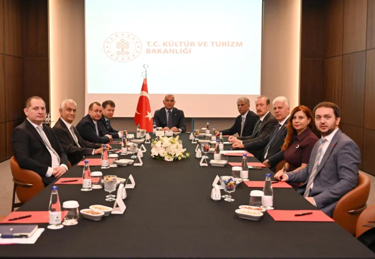 Türkiye ile Rusya Arasında Uçuşların Artırılması Görüşüldü
