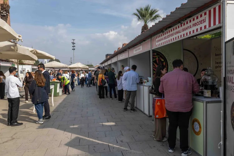 Gastrofest’te Bornova rüzgarı... Kınalı Bamya hayran bıraktı