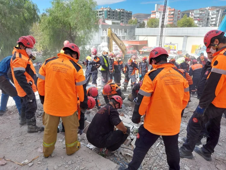 30 Ekim’in kahramanları İzmir'deki o günü unutamıyor!