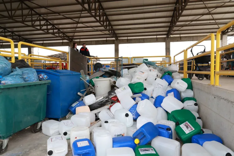 Bursa Osmangazi'de geri dönüşümde 9 ayda büyük başarı