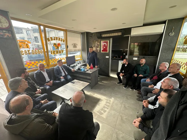 Anahtar Parti Bursa’dan taksi esnafına destek...  Kuralsız taşımacılığa karşıyız