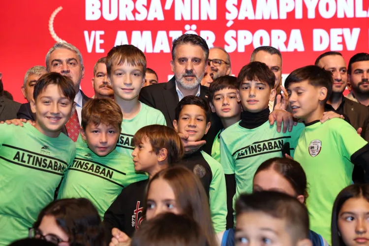 Bursa'nın şampiyonlarına ve amatör spora 'Büyük' destek