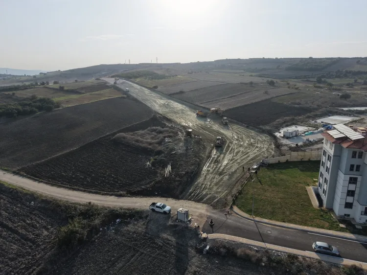 Bursa’da Üç Mahalle Arasındaki Ulaşımı Kolaylaştıracak Yol Çalışması