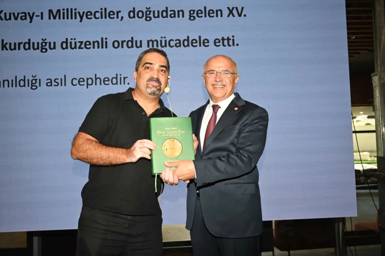Malatya'da Başkan Er KPSS kampında gençlerle buluştu