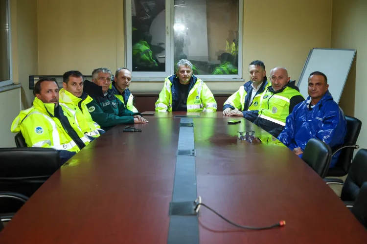 Karasu’da 4 Saatte Metrekareye 241 Kilogram Yağış Düştü
