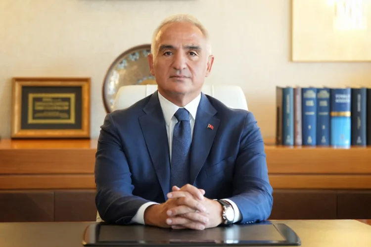 Asırların hazinesi dünyaya açıldı... 525 nadide eser dijital erişimde