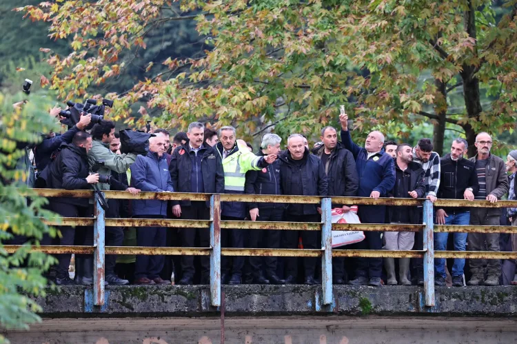 İçişleri Bakanı Çiftçi Sakarya'da... Afetin izlerini sileceğiz